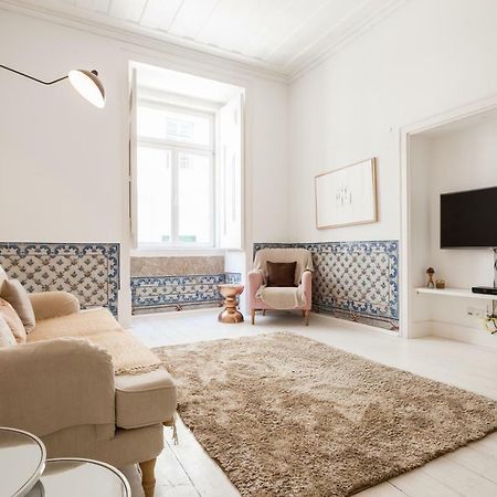Baixa Tile Blue Two-Bedroom Apartment - By Lu Holidays ลิสบอน ภายนอก รูปภาพ