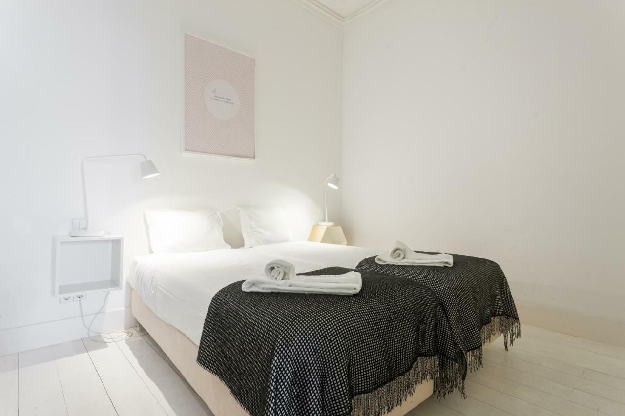 Baixa Tile Blue Two-Bedroom Apartment - By Lu Holidays ลิสบอน ภายนอก รูปภาพ
