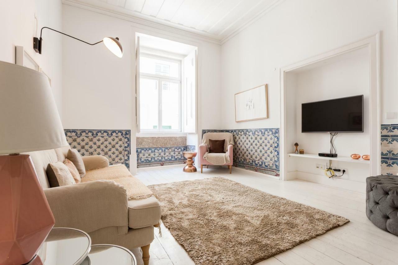 Baixa Tile Blue Two-Bedroom Apartment - By Lu Holidays ลิสบอน ภายนอก รูปภาพ